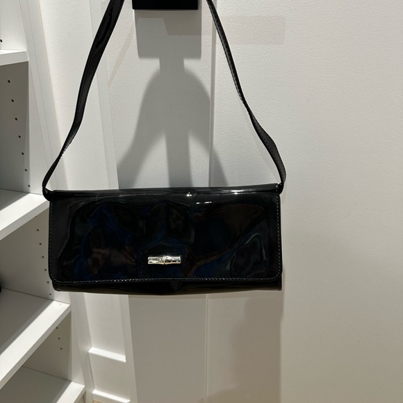 Longchamp Handbags - Longchamp Black Patent Shoulder Bag